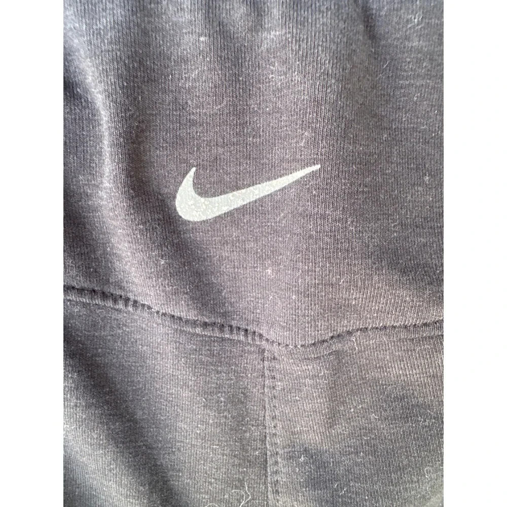 Nike Yoga Dri-FIT Black Tapered Joggers Pants DM7037-010 Mens Medium